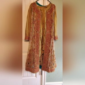 Indian/Pakistani Outfit